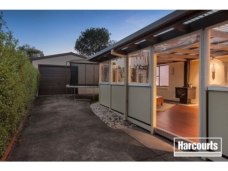 15 Forest Drive, Somerville VIC 3912