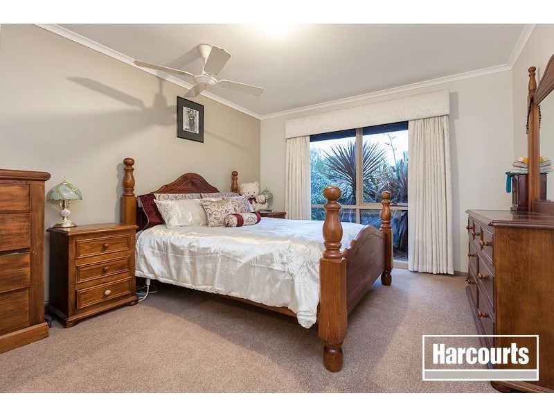 18 Goris Close, Bittern VIC 3918