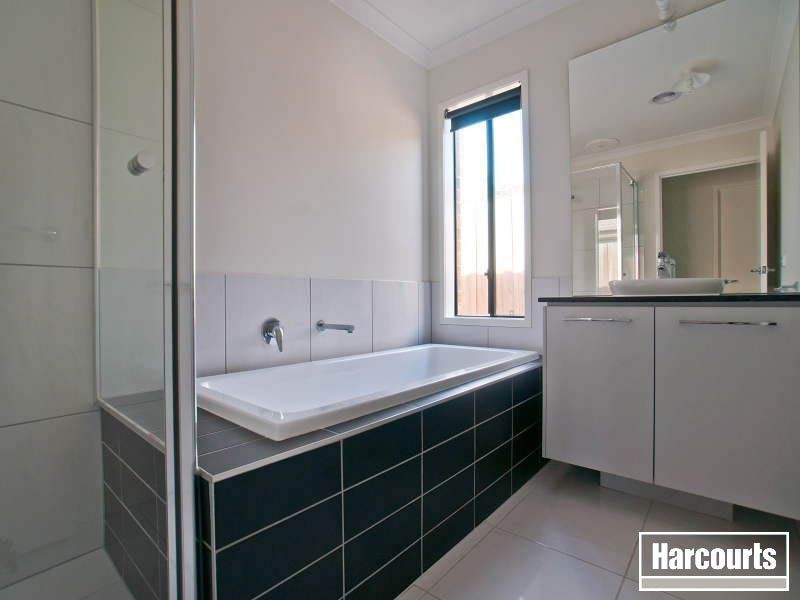 18 Victor Drive, Hastings VIC 3915