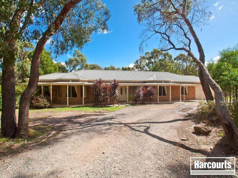 16 Messines Road, Bittern VIC 3918