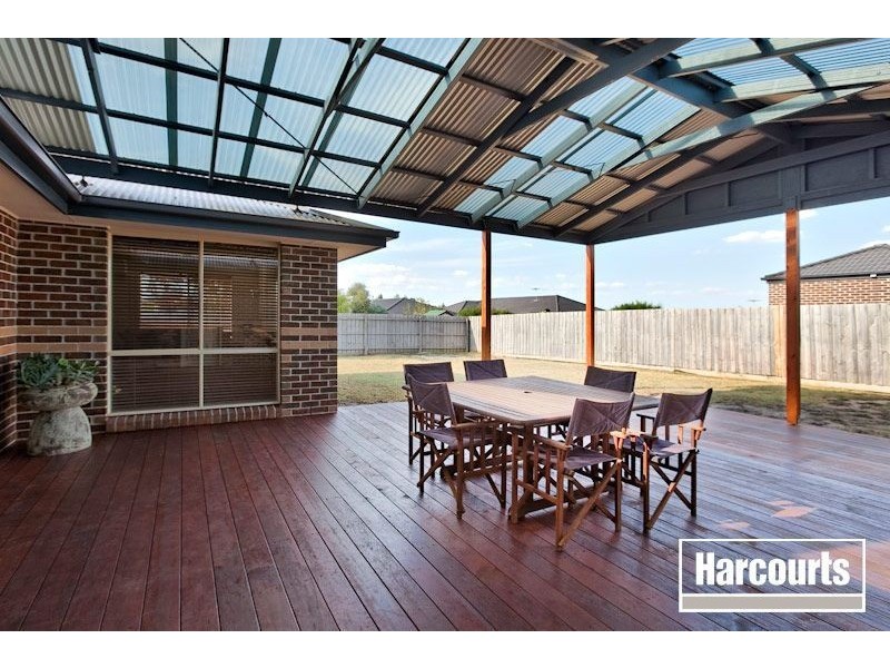 27 Matthew Circuit, Hastings VIC 3915
