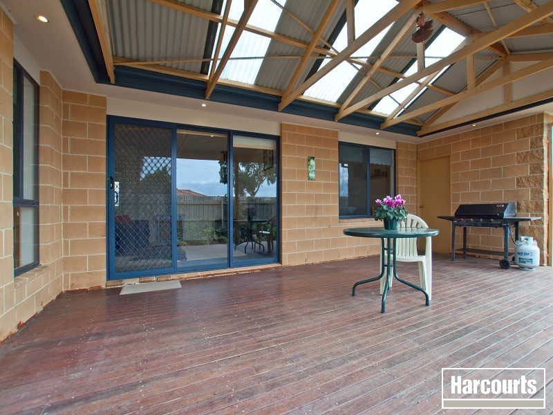 16 Kuan Yin Place, Hastings VIC 3915