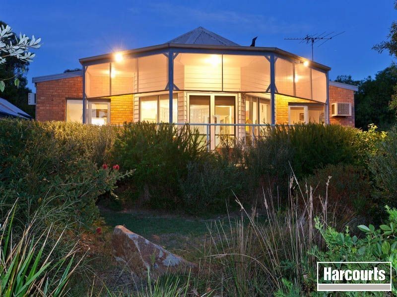 10 Charles Court, Somers VIC 3927