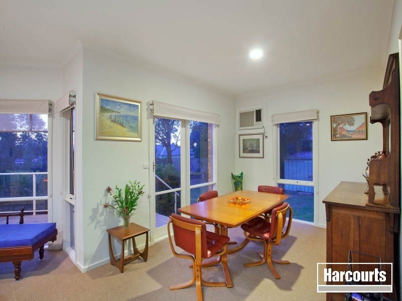 10 Charles Court, Somers VIC 3927