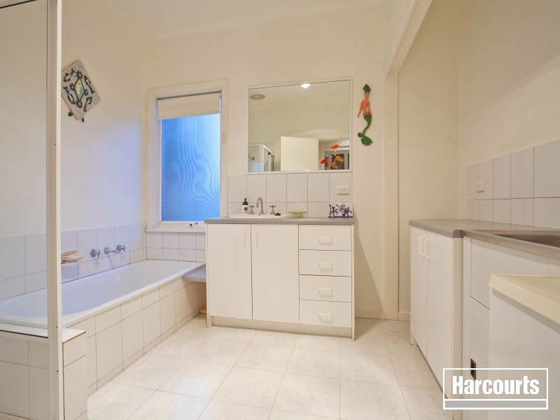 10 Charles Court, Somers VIC 3927