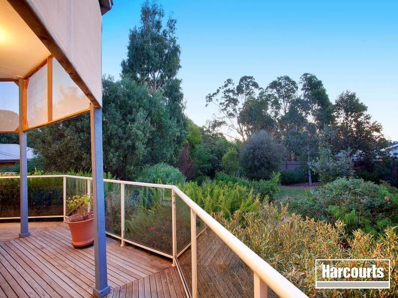 10 Charles Court, Somers VIC 3927