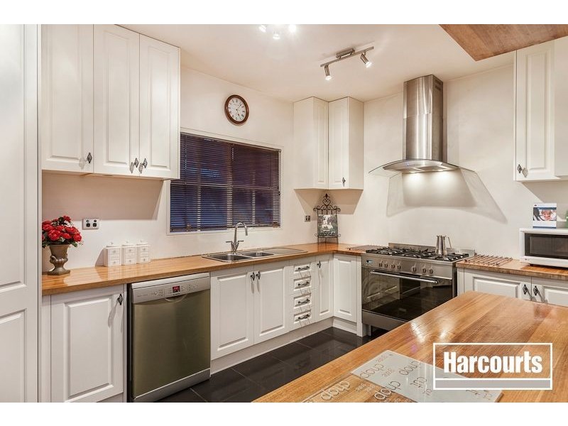 8 Morton Crescent, Bittern VIC 3918