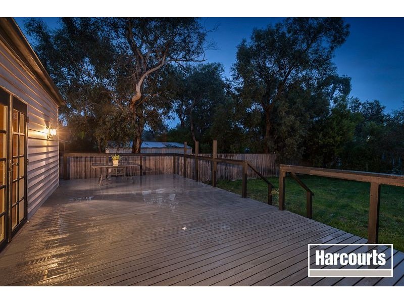 8 Morton Crescent, Bittern VIC 3918