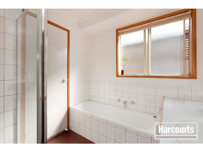 4 Fieldlark Court, Carrum Downs VIC 3201