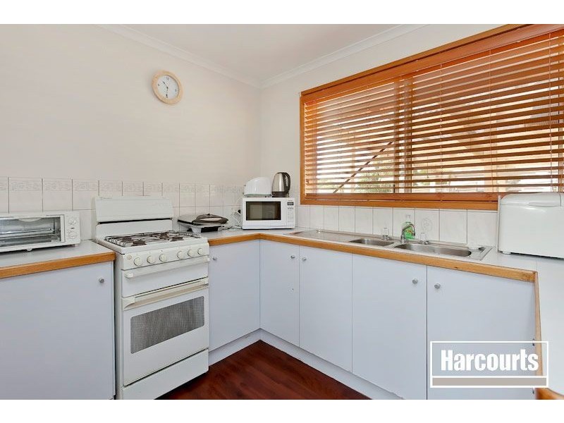 4 Fieldlark Court, Carrum Downs VIC 3201