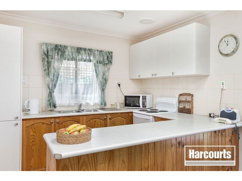 1/2 Simon Street, Hastings VIC 3915