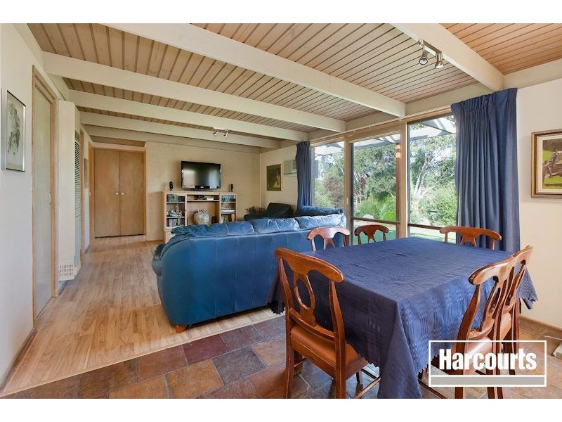 32 Hunts Road, Bittern VIC 3918