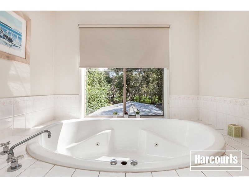 8 Woodlands Drive, Somerville VIC 3912