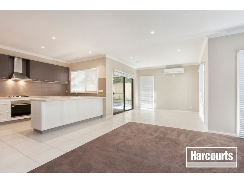 2/8 Melaleuca Drive, Hastings VIC 3915