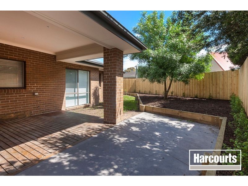 2/8 Melaleuca Drive, Hastings VIC 3915