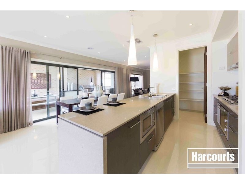 22 Pandora Drive, Cranbourne West VIC 3977