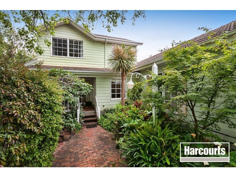 14 Fleetwood Crescent, Frankston South VIC 3199