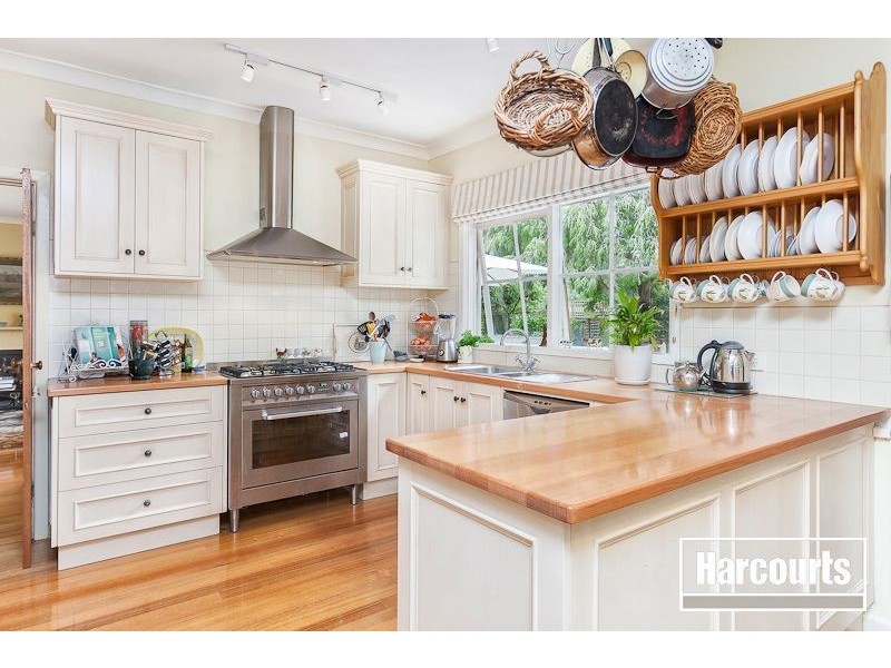 14 Fleetwood Crescent, Frankston South VIC 3199