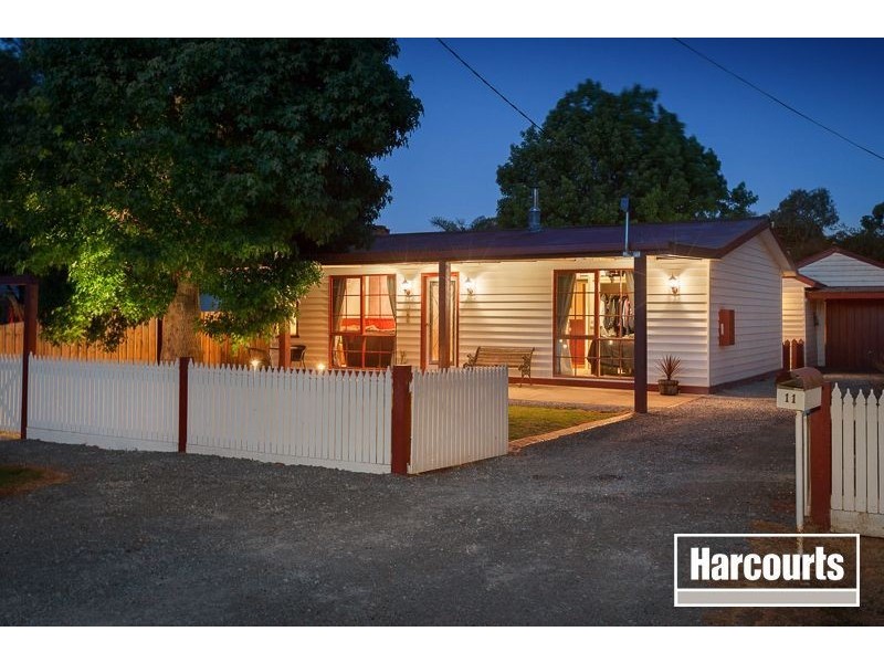 11 Banks Street, Warneet VIC 3980