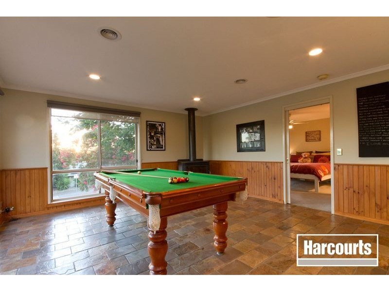 42 Cotoneaster Way, Langwarrin VIC 3910