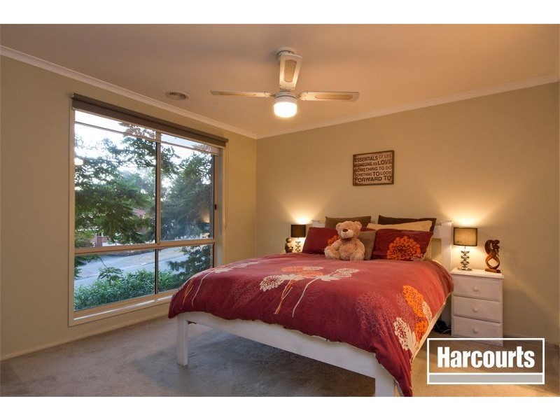 42 Cotoneaster Way, Langwarrin VIC 3910