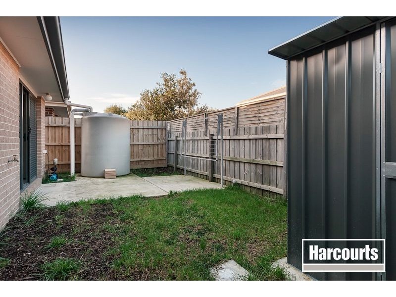8/10 Kingfisher Court, Hastings VIC 3915