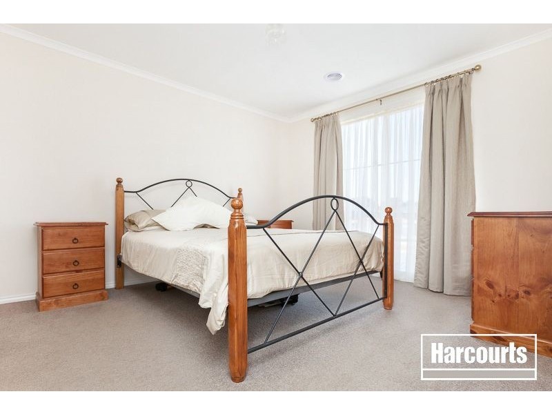 12 Olivia Way, Hastings VIC 3915