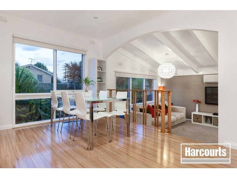 30 Deanswood Drive, Somerville VIC 3912