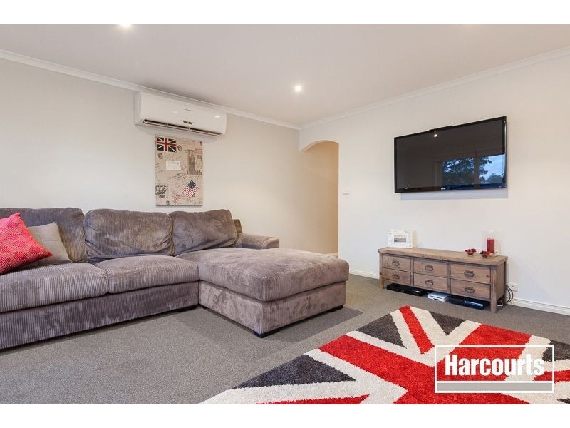 30 Deanswood Drive, Somerville VIC 3912