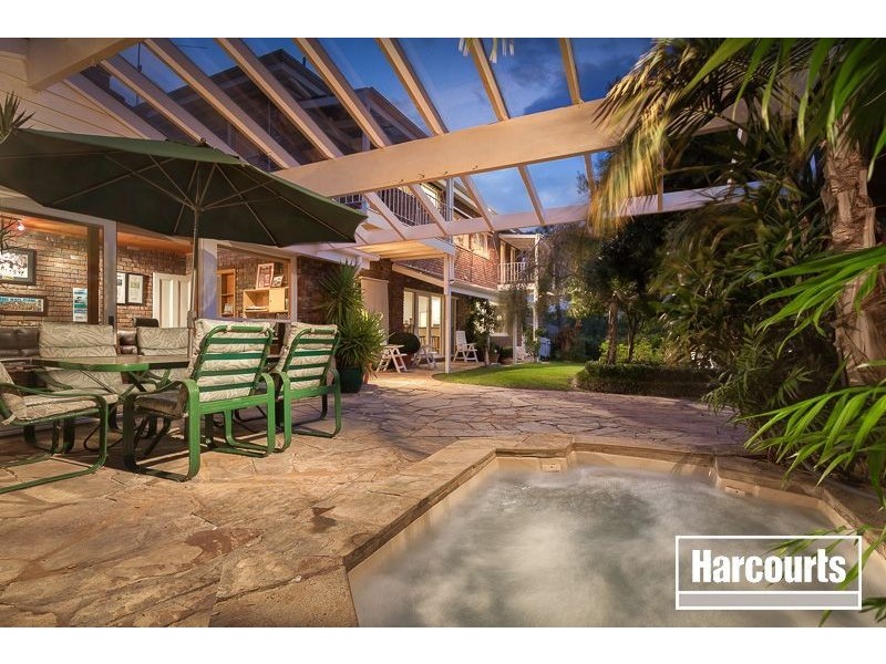 8 Blake Court, Mount Eliza VIC 3930