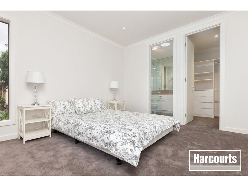 2/21 Spring Street, Hastings VIC 3915