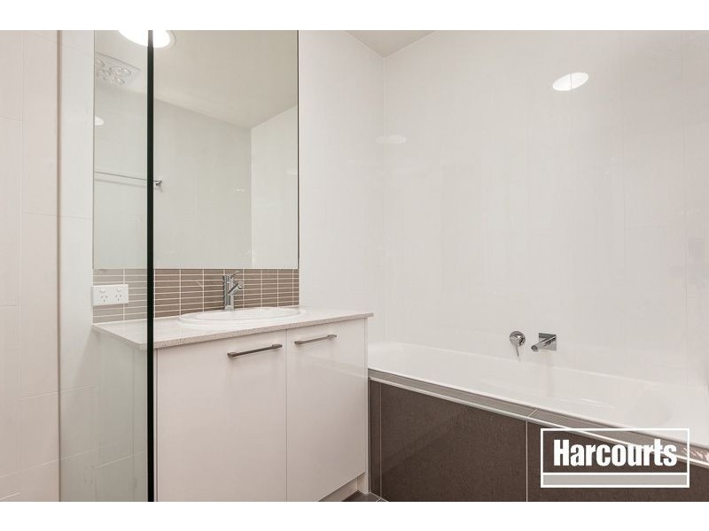 2/21 Spring Street, Hastings VIC 3915