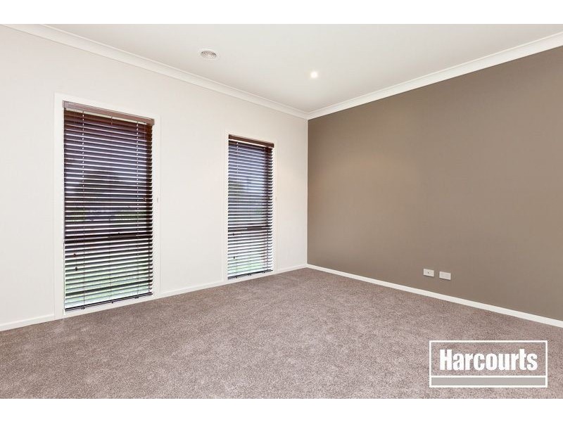 1/8 Melaleuca Drive, Hastings VIC 3915