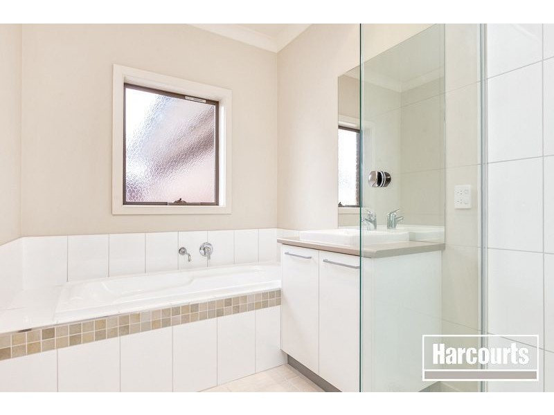 1/8 Melaleuca Drive, Hastings VIC 3915