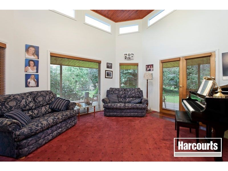 12 Hilltop Court, Shoreham VIC 3916