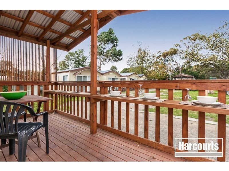 2/93 Camphill Road, Somers VIC 3927