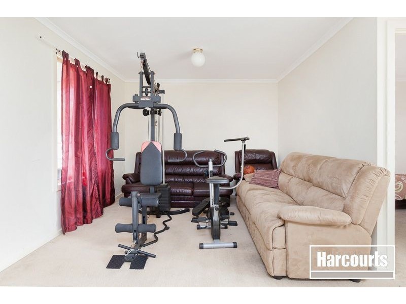 12 Robertson Street, Hastings VIC 3915