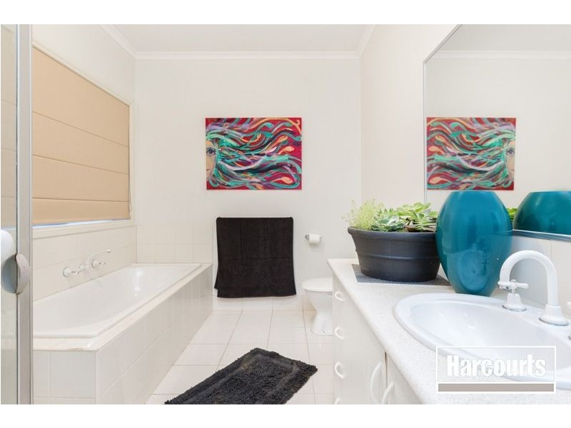 21 Samantha Drive, Mornington VIC 3931