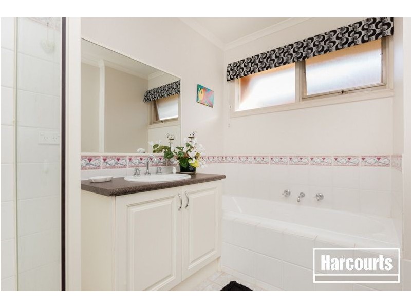 6 Sandstone Court, Hastings VIC 3915