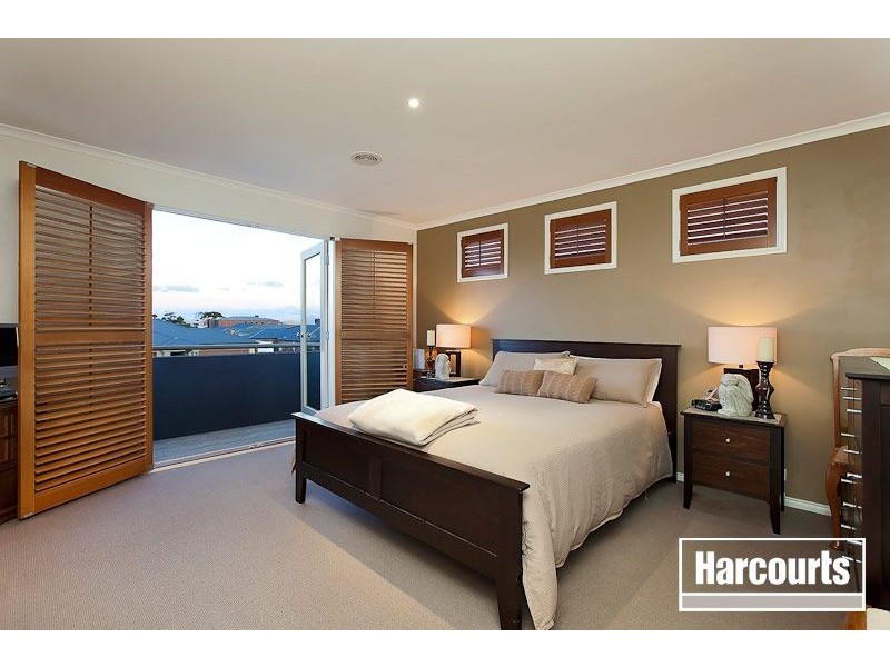 30 Warranqite Crescent, Hastings VIC 3915