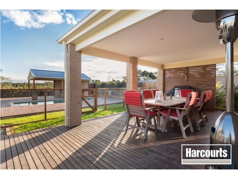 30 Warranqite Crescent, Hastings VIC 3915