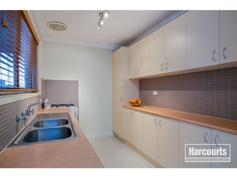 17 Kinlora Drive, Somerville VIC 3912