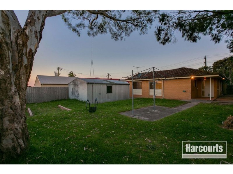 17 Kinlora Drive, Somerville VIC 3912