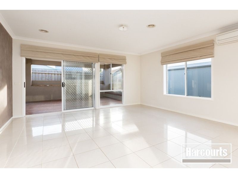9 Victor Drive, Hastings VIC 3915