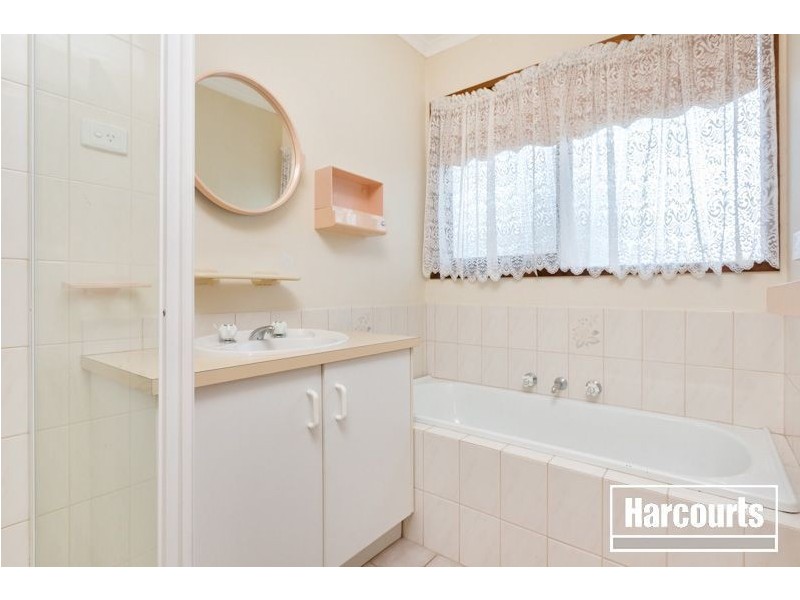 3/4 Nicholas Court, Hastings VIC 3915