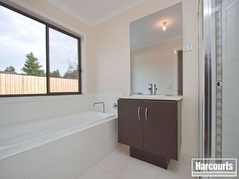 8 Andrew Court, Hastings VIC 3915