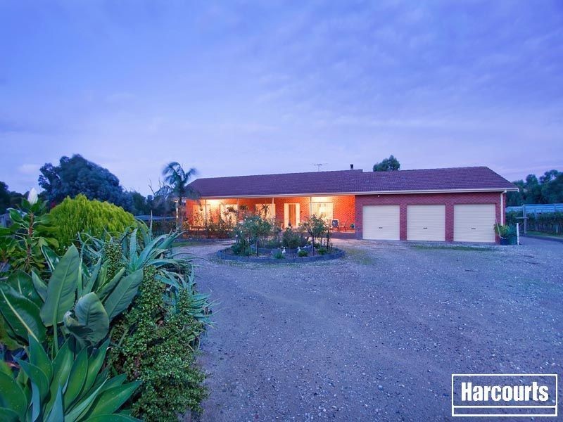 4 Hendersons Road, Bittern VIC 3918