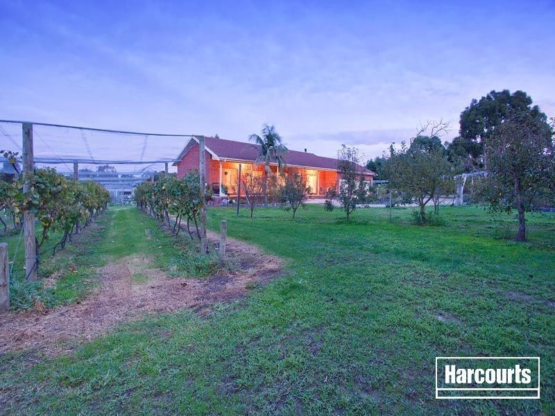 4 Hendersons Road, Bittern VIC 3918