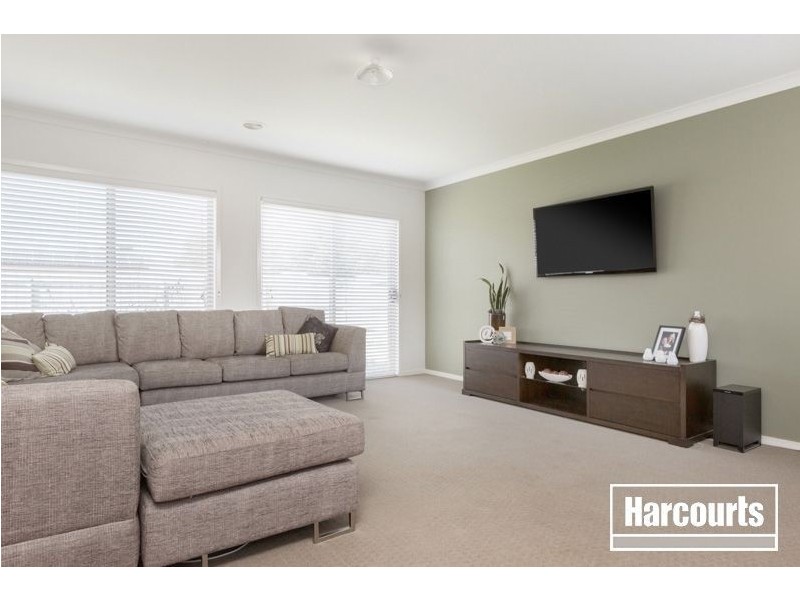 2 Pelican Place, Hastings VIC 3915