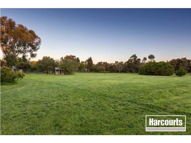 165 Hendersons Road, Bittern VIC 3918